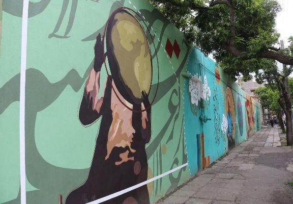 خیابان های اصلی سنندج با مضامین موسیقایی دیوارنگاری شد