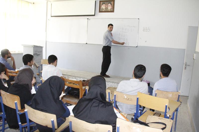 توضیحات رئیس مرکز جذب درخصوص عدم قرارداد با برخی اساتید توضیحات رئیس مرکز جذب درخصوص عدم قرارداد با بعضی اساتید