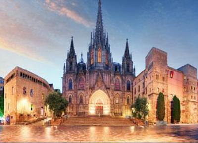 9 حقیقت جالب درباره کلیسای جامع بارسلونا